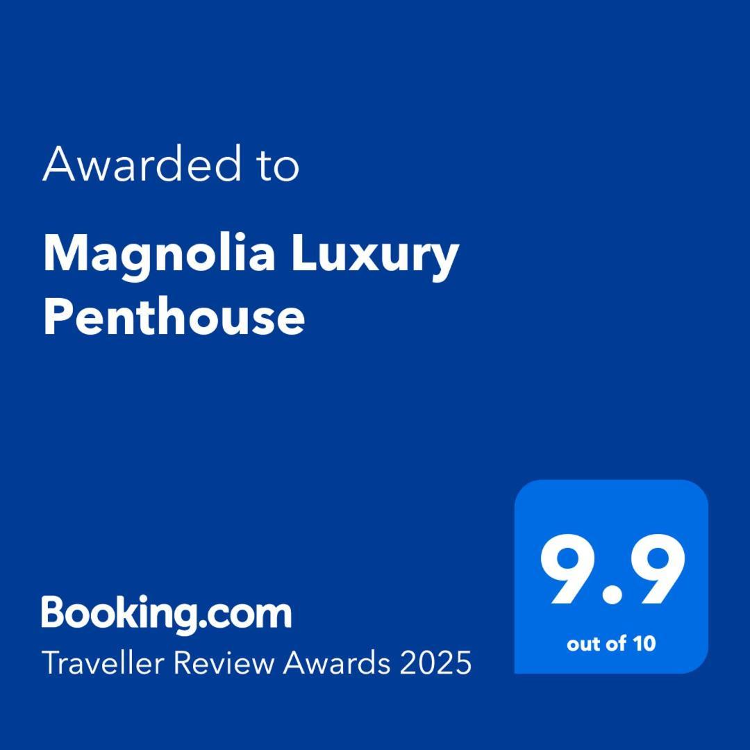 Appartement Magnolia Luxury Penthouse à Berat Extérieur photo